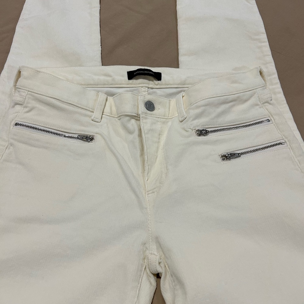 Banana Republic | Corduroy | Size 30 | Women’s skinny jeans | Color: Cream